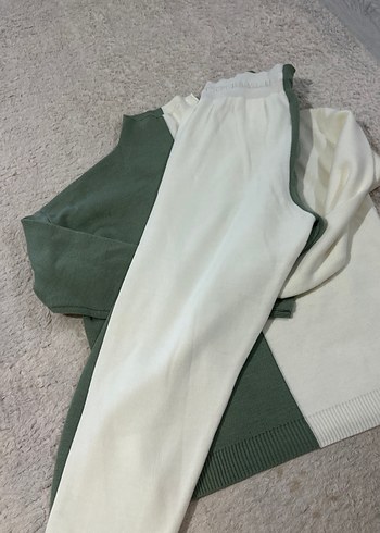 Yeşil-Beyaz uzun Kollu Boğazlı Triko takım - Görsel 3