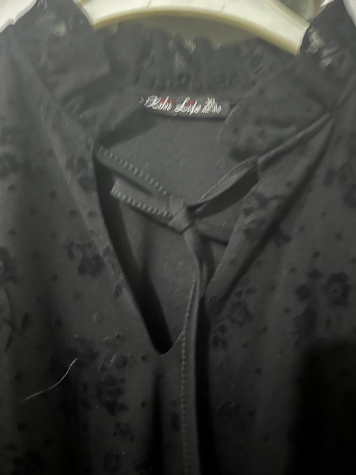 Dantel Detaylı Siyah Uzun Kollu Gotik Elbise - Görsel 3