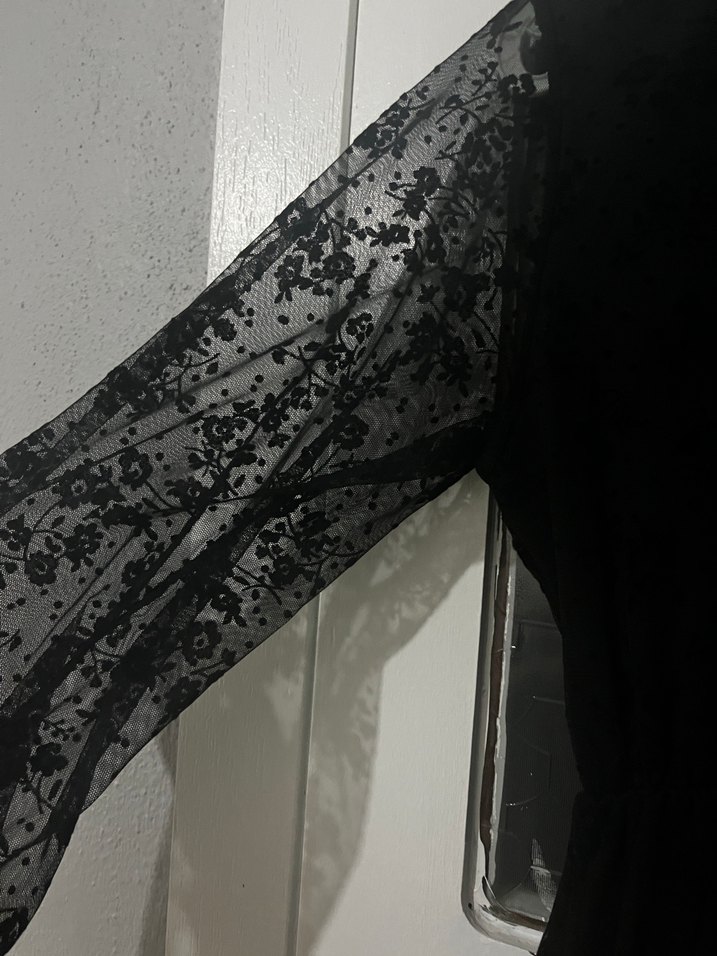 Dantel Detaylı Siyah Uzun Kollu Gotik Elbise - Görsel 4