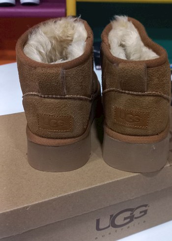 Ugg 38
