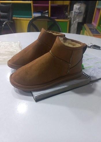 Ugg 38