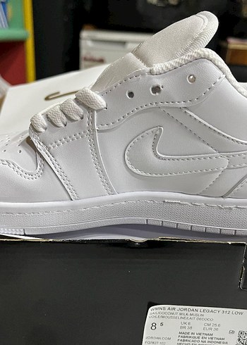 Beyaz Kadın Sneakers Jordan - Görsel 7