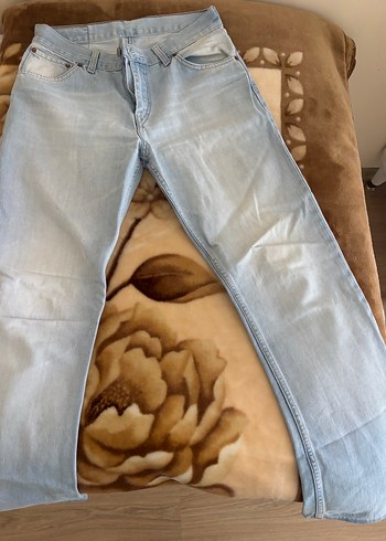 Levis Acik Mavi Rahat Kesim Denim Jean