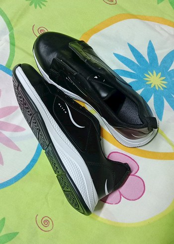 Siyah Renkli Kadın Günlük Sneaker - Görsel 3