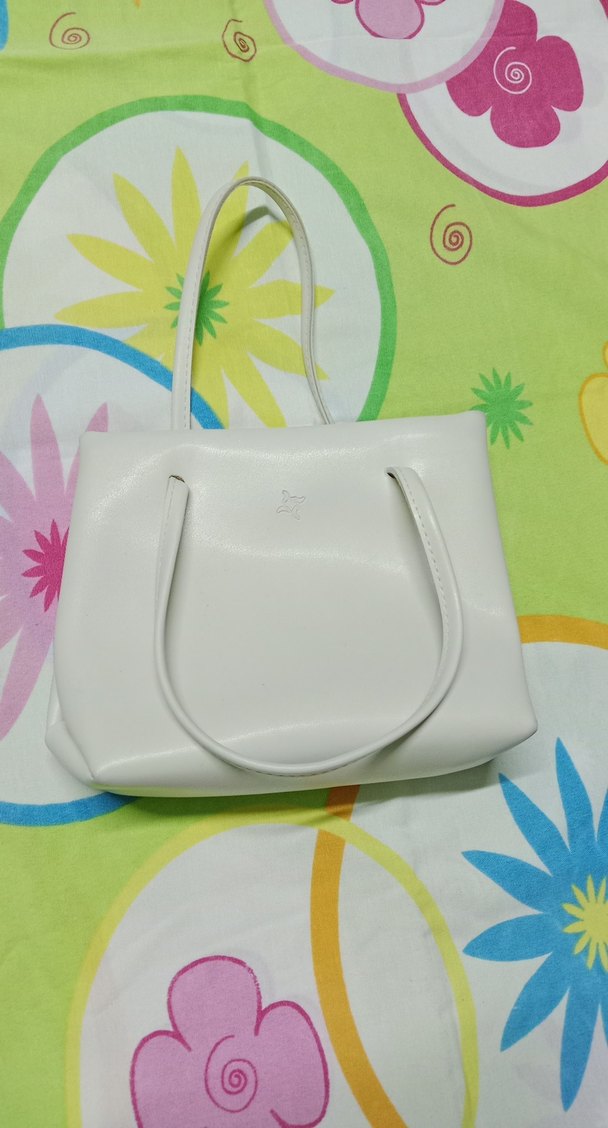 Beyaz Minimalist Kadın Çanta - Görsel 3