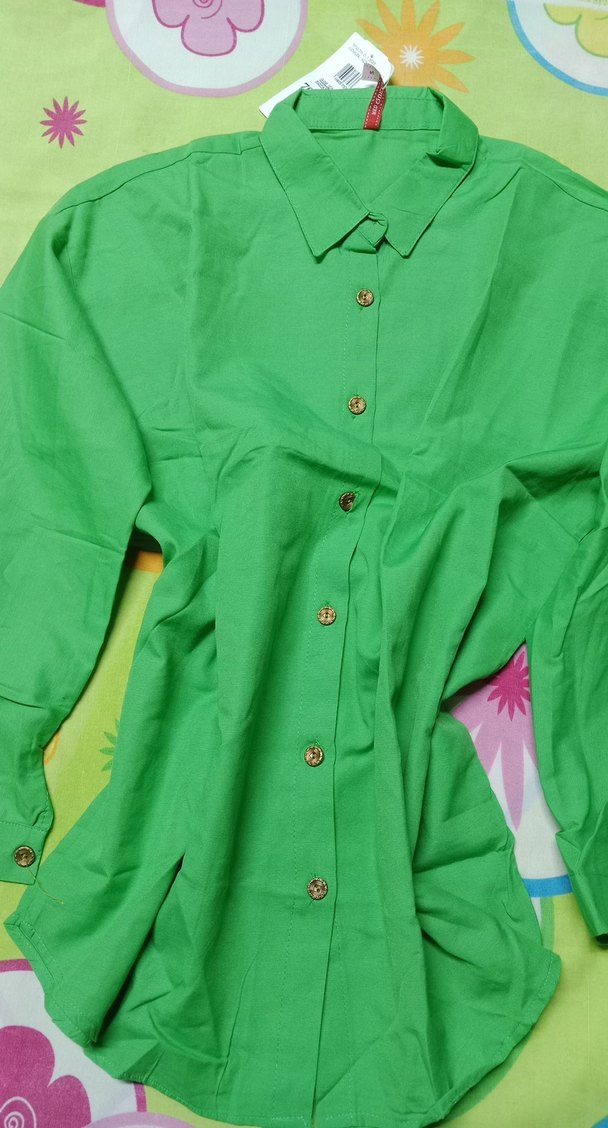 Yeşil Düğmeli Uzun Kollu Kadın Gömlek - Görsel 2