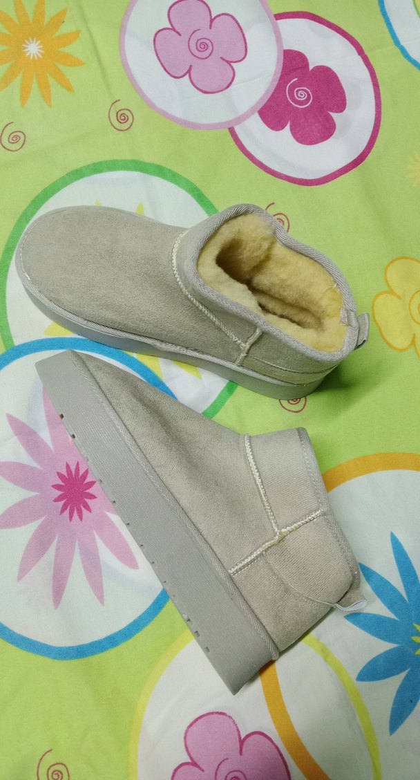 Beyaz Kürklü Kadın Dolgu Topuk Bot - Görsel 5