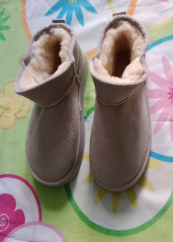 Bej Kadın Peluş Dolgulu Topuklu Bot - Görsel 4