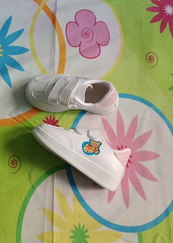 Kız Çocuk Beyaz Cırt Cırtlı Spor Ayakkabı - Görsel 3