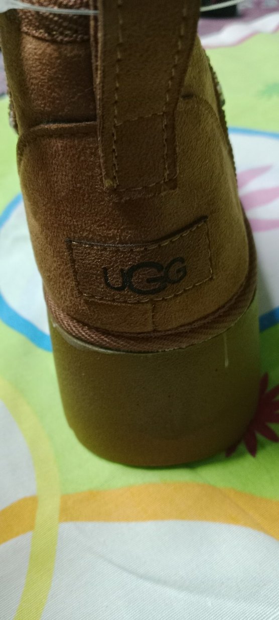 UGG Kahverengi Süet Kadın Dolgu Topuk Bot - Görsel 5