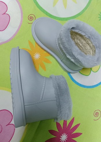 Kız Çocuk Gri Kürklü Kauçuk Bot - Görsel 2