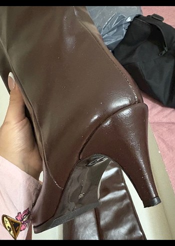 Kadın Kahverengi Deri Topuklu Çizme - Görsel 3