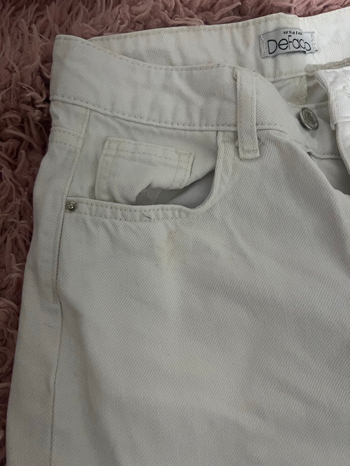 Beyaz Rahat Kesim Kadın Midi Kot Pantolon - Görsel 4