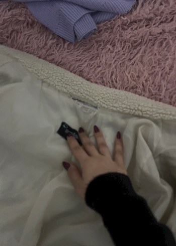 Peluş Detaylı Kapüşonlu Kadın Ceket - Görsel 2