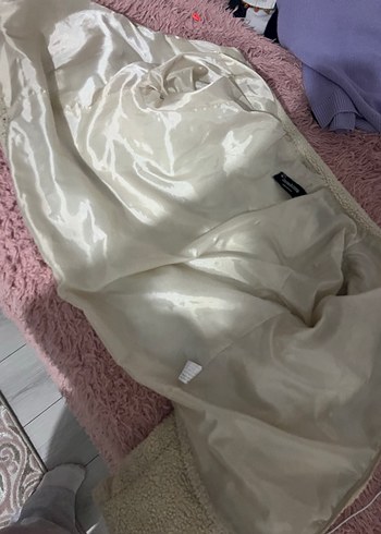 Peluş Detaylı Kapüşonlu Kadın Ceket - Görsel 3