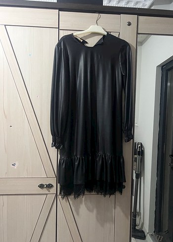 Siyah Deri Uzun Kollu dantel detaylı Elbise - Görsel 2