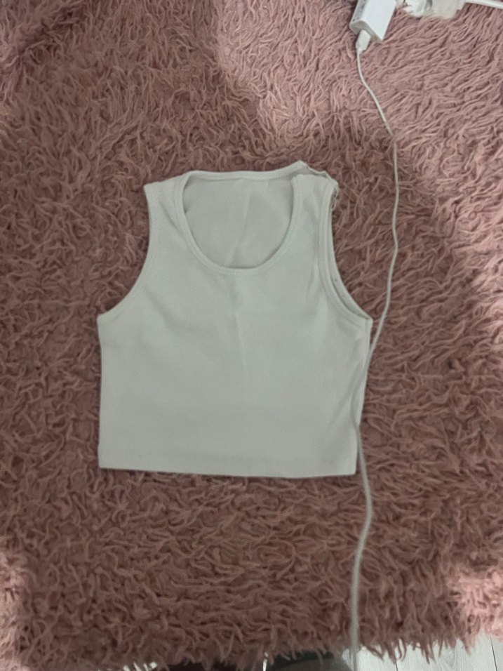 Beyaz atlet - Görsel 2