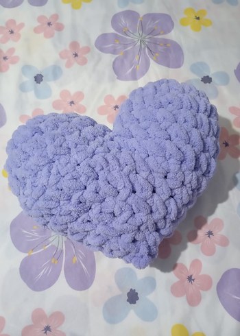 Lila Örgü Çocuk Kalp Yastık - Görsel 3