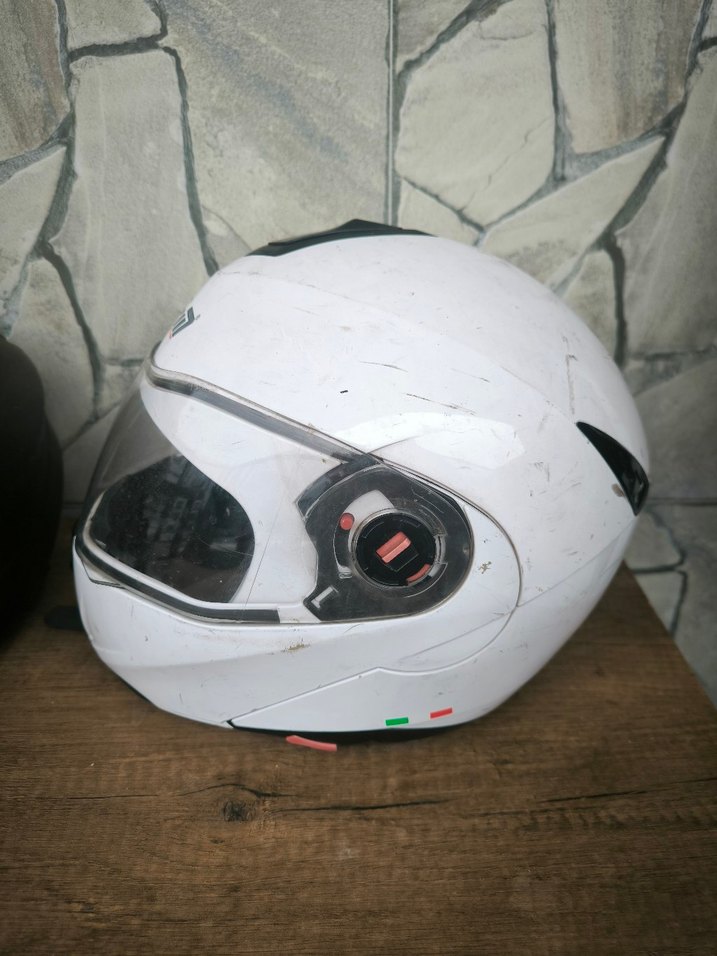 Beyaz Motosiklet Kaskı - Görsel 3