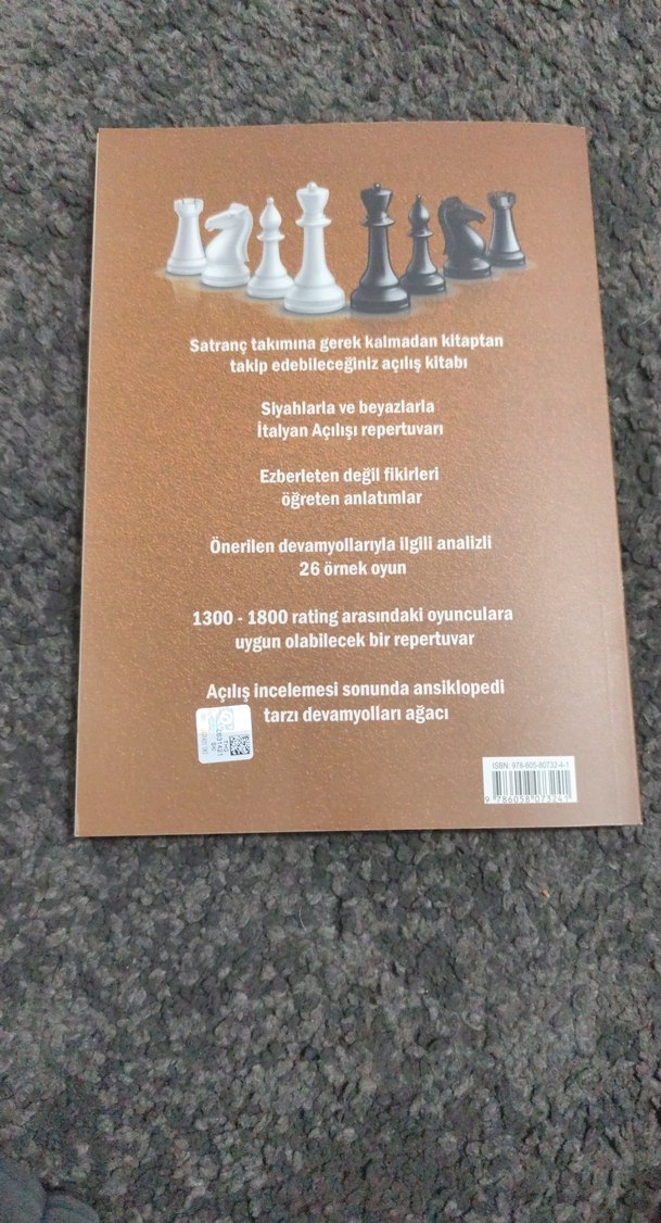 Satranç  İtalyan Açılışı Kitabı - Görsel 2