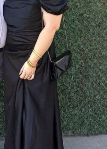 Siyah Saten Uzun Kayık Yaka Kadın Abiye Elbise - Görsel 2