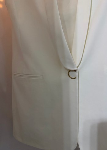 Zarif Kelebek Detaylı Kolsuz Blazer / Yelek - Ekru - Görsel 4