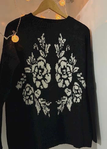 Siyah Çiçek Desenli Örgü Kadın Kazak - Görsel 3