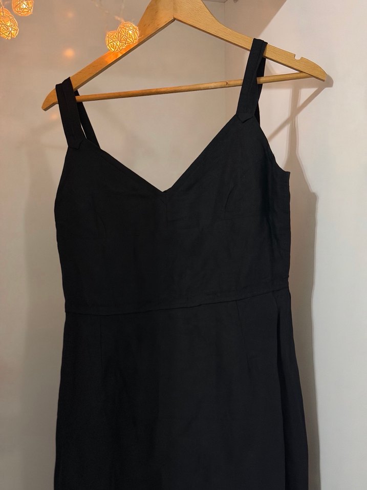 Siyah V Yakalı Uzun Askılı Elbise - Görsel 4