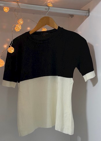 Kısa Kollu, Bisiklet Yaka Örgü Kadın Kazak - Görsel 3