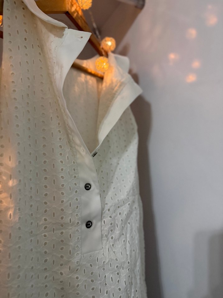 Dantel Detaylı Beyaz Kolsuz Midi Keten Elbise - Görsel 4