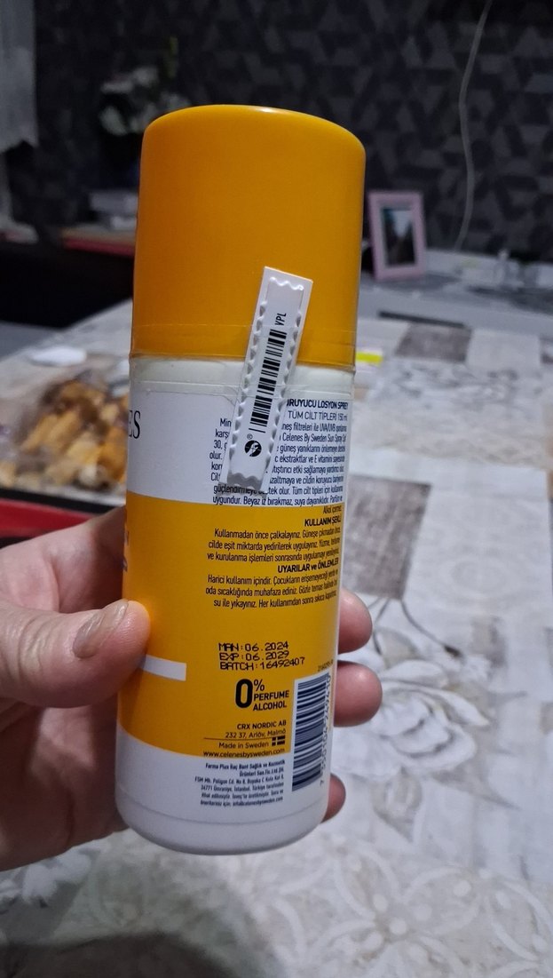 Celenes SPF30 Güneş Koruyucu Sprey Losyon - Görsel 5