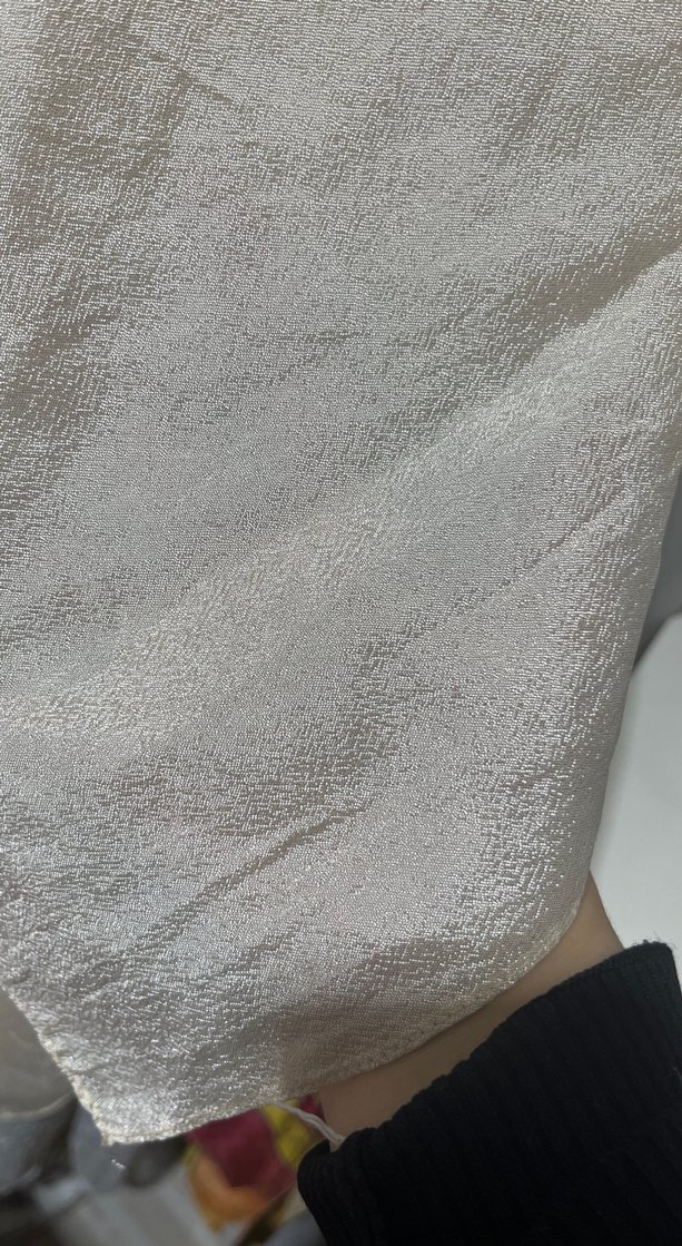 Kadın Beyaz Parlak Keten Şal kayma yapmaz - Görsel 2