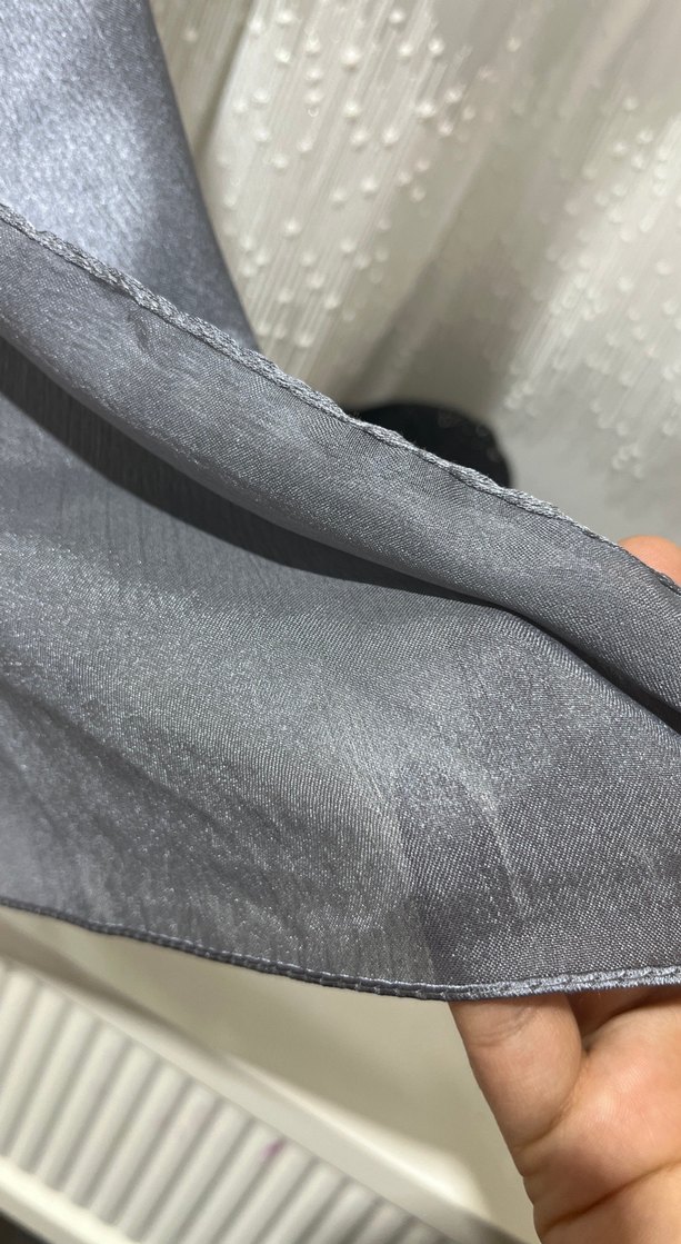 Gri Kadın Drapeli Şal hiç kullanılmadı başta kayma yapmaz - Görsel 2