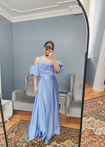 BEBE MAVİSİ UZUN SATEN KADIN ELBİSE ABİYE - Görsel 5