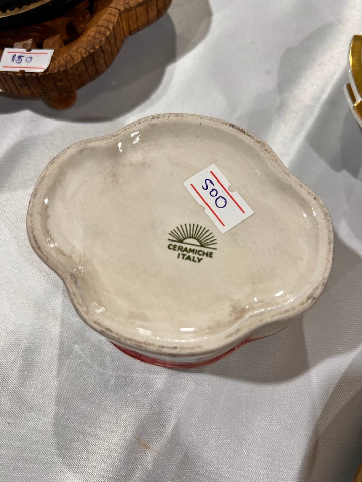 Çiçek Desenli Kutu - Görsel 3