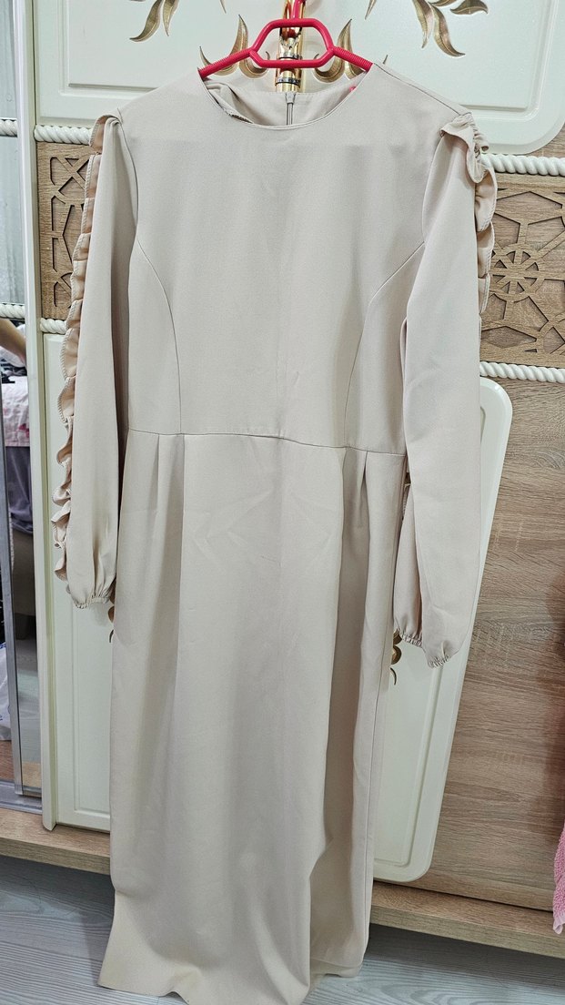 Bej Uzun Kemerli Kadın Elbise - Görsel 2