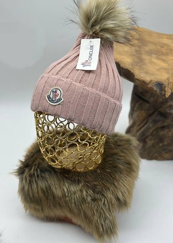 Beyaz Kürklü Kadın Bere - Görsel 9