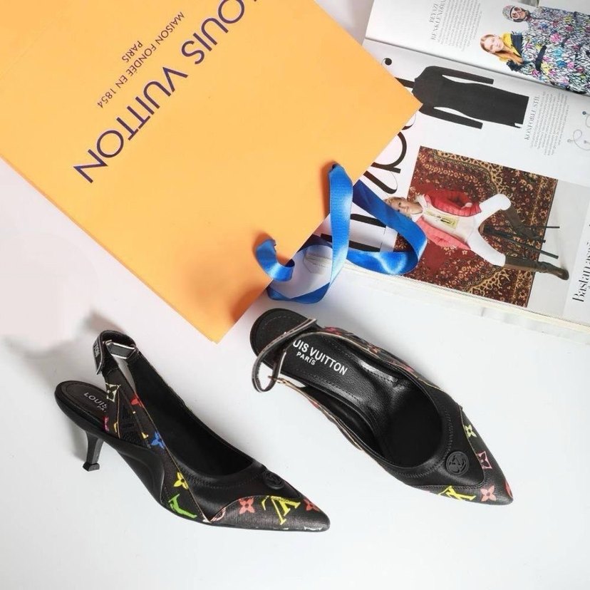 Louis Vuitton Parlak Baskılı Tokalı Stiletto - Görsel 4