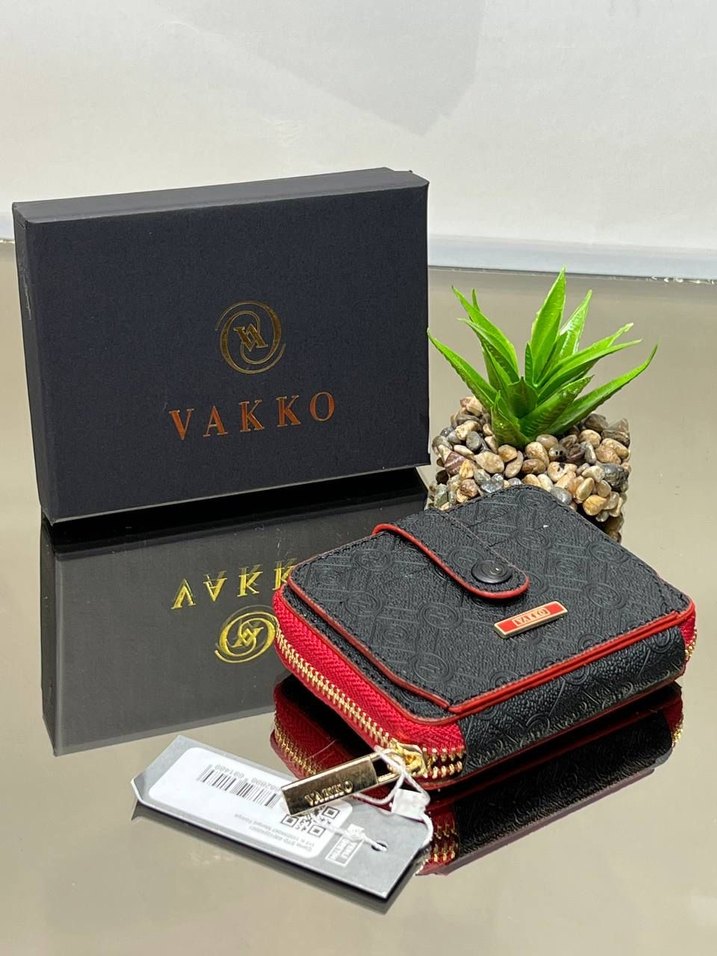 Vakko Beyaz Deri Fermuarlı Kadın Cüzdanı - Görsel 5