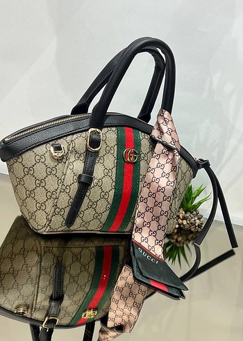 Gucci Siyah Baskılı Kadın Omuz Çantası - Görsel 10