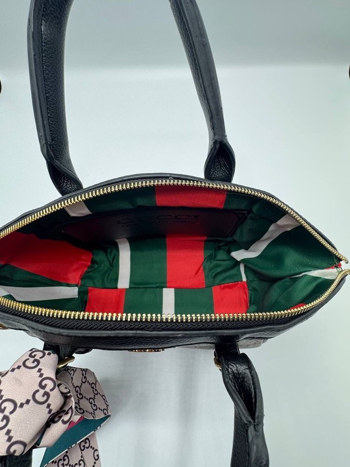 Gucci Siyah Baskılı Kadın Omuz Çantası - Görsel 3