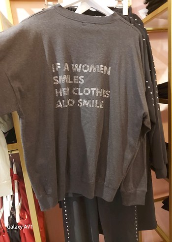 Gri Kadın Rahat Kesim Pantolon ve ut ikili takim - Görsel 2