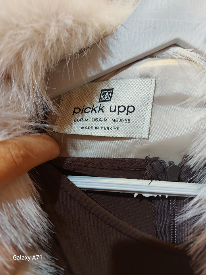 Bej Kadın Kürk Detaylı Mont - Görsel 2