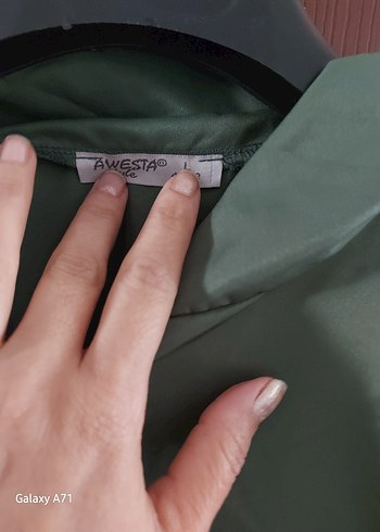 Gri li ve yesilli Düğmeli Kadın Eşofman Takımı - Görsel 4