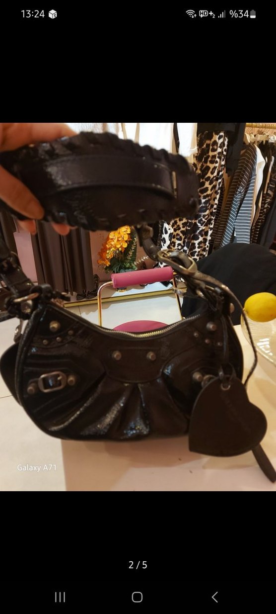 Zincir Detaylı Siyah Gotik Deri Kadın Çanta - Görsel 3