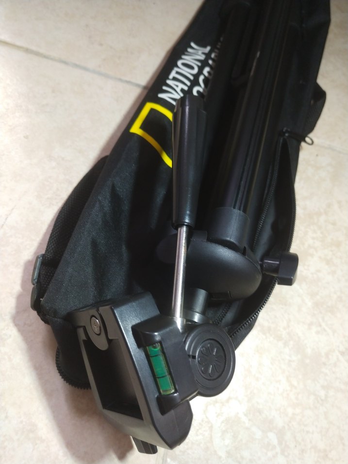 sıfır ürün National Geographic Siyah tripod - Görsel 4