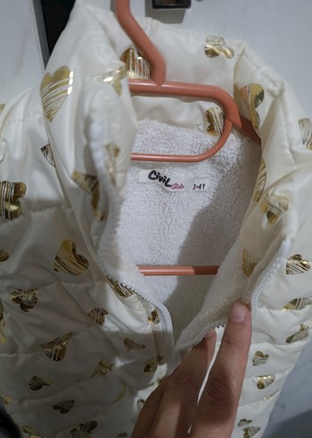 Kız Çocuk Beyaz Parlak Nakışlı Yelek - Görsel 4