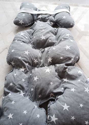 Gri Yıldız Desenli Bebek Uyku Minderi - Görsel 3