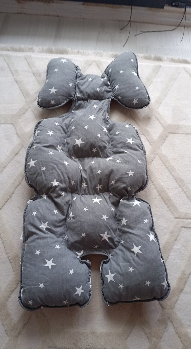 Gri Yıldız Desenli Bebek Uyku Minderi - Görsel 2
