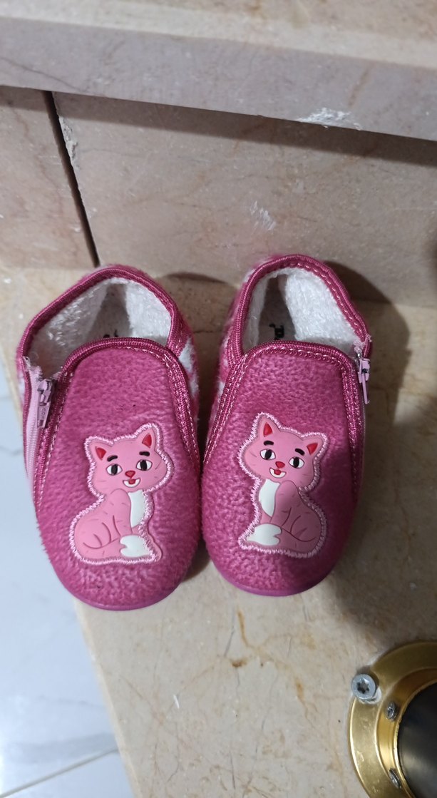 Kız Çocuk Pembe Nakışlı Sıcak Terlik - Görsel 2